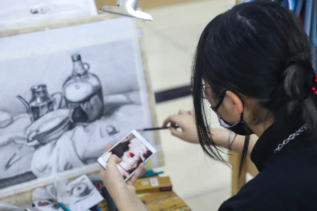 高二開始學美術來得及嗎？南京畫室寒假班給大家的幾點建議！